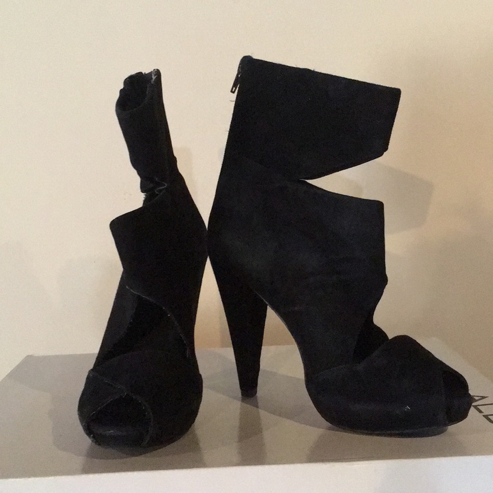 Aldo cutout suede heels